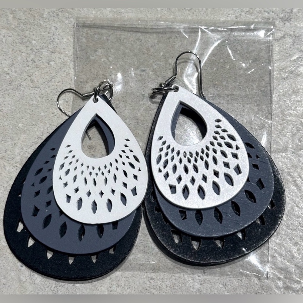 NEW Wooden 3 Color Lightweight Dangle Earrings